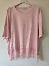 Charger l'image dans la galerie, LE T-SHIRT DENTELLE
