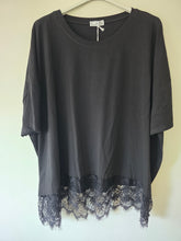 Charger l'image dans la galerie, LE T-SHIRT DENTELLE
