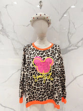 Charger l'image dans la galerie, LE SWEAT MICKEY IMPRIME LEO
