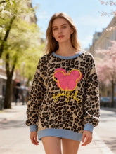 Charger l'image dans la galerie, LE SWEAT MICKEY IMPRIME LEO
