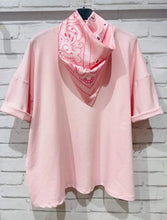 Charger l'image dans la galerie, LE T-SHIRT AVEC FOULARD
