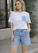 Charger l'image dans la galerie, LE T-SHIRT STRASS
