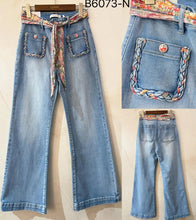 Charger l'image dans la galerie, LE JEANS WIDE LEG FOULARD
